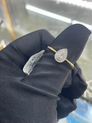 10Kt gold and diamond ring