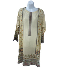 White color dailywear dress with dupatta.