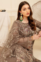 Ramsha’s Designer Pakistani Suit Set