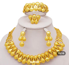 High Quality 18k Goldplated Dubai Jewelry Set (4 Pieces)